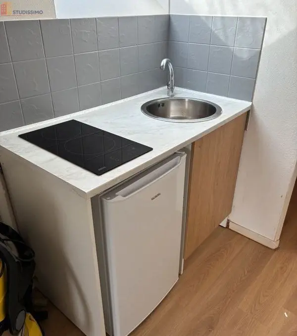 Studio meublé 22m² Chartres - Meublé, DPE C - Photo 3