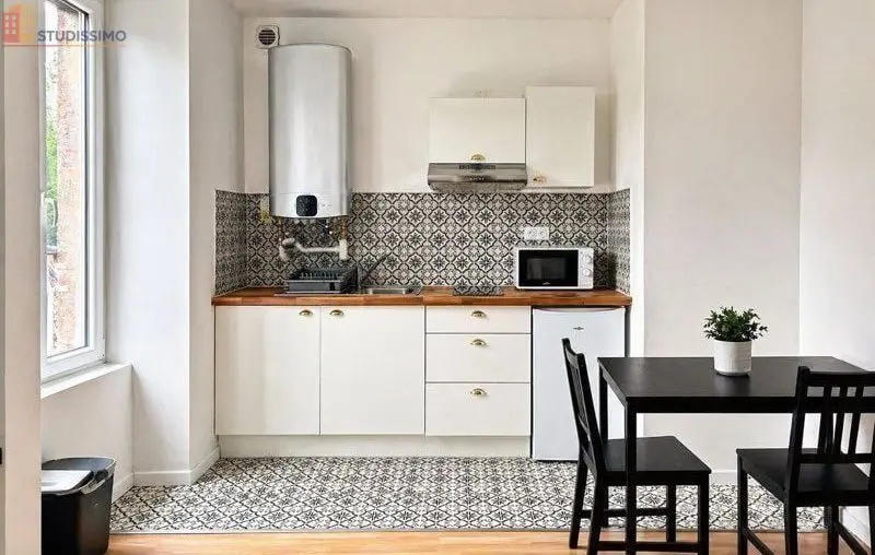Studio meublé 24m² Quimper 29000 - Rénové, meublé - Photo 2