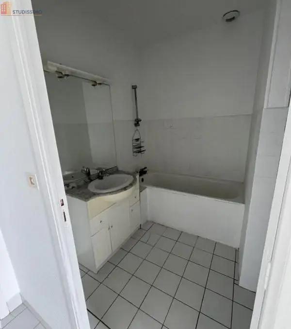 Studio meublé 28m² Brest 29200 - Meublé, 2e étage - Photo 3