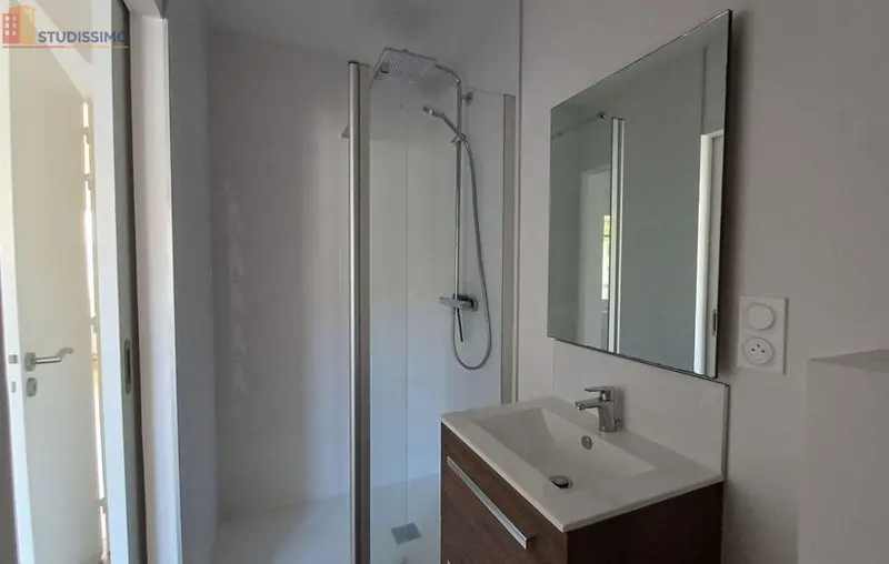 Studio 30m² Quimper - Étage élevé, lumineux - Photo 6