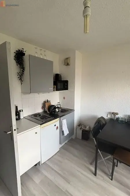 Studio meublé 18m² Brest 29200 - Meublé, 2e étage - Photo 2