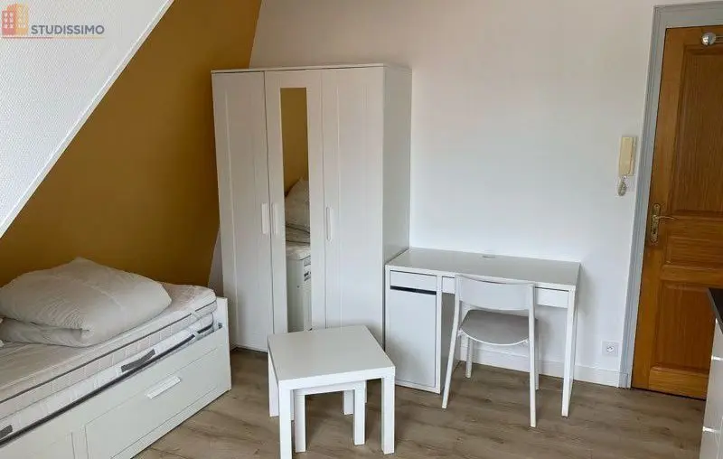 Studio meublé 14m² Brest 29200 - Proche UBO, lumineux - Photo 1