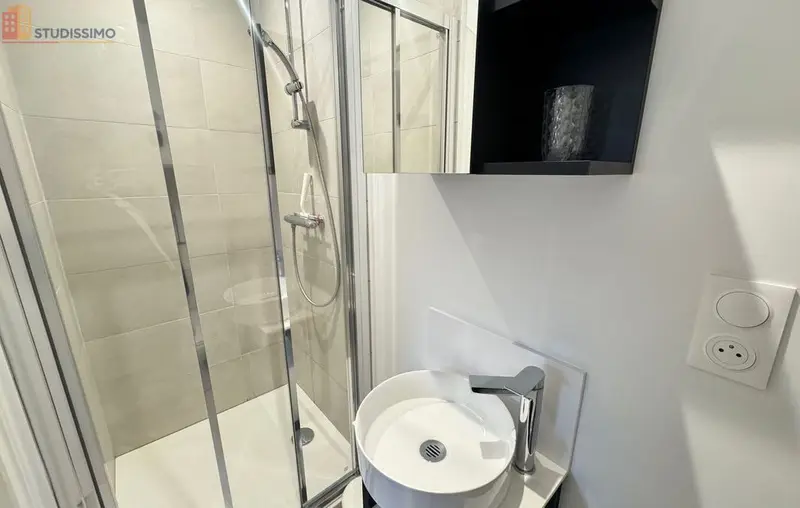 Studio meublé 14m² Brest 29200 - Meublé, lumineux - Photo 1