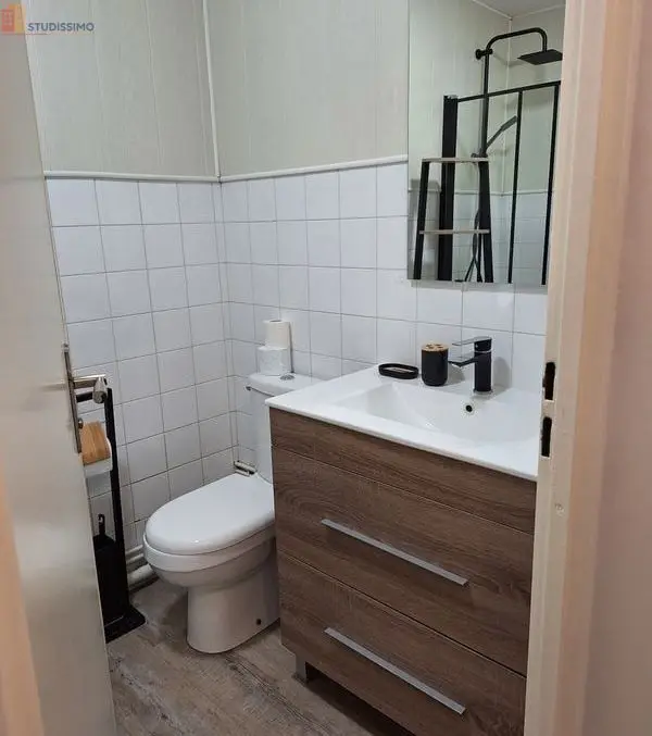 Studio meublé 29m² Brest 29200 - Meublé, dernier étage - Photo 2