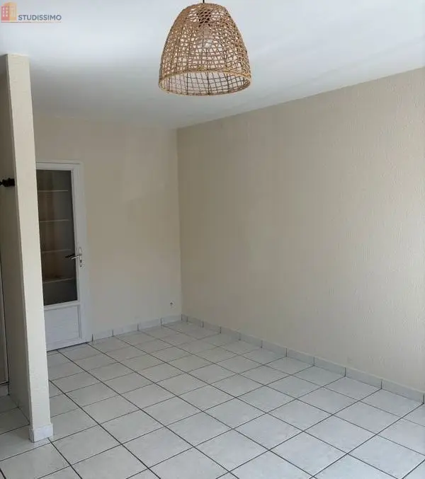 Studio 28m² Brest 29200 - Proche facs, spacieux - Photo 2