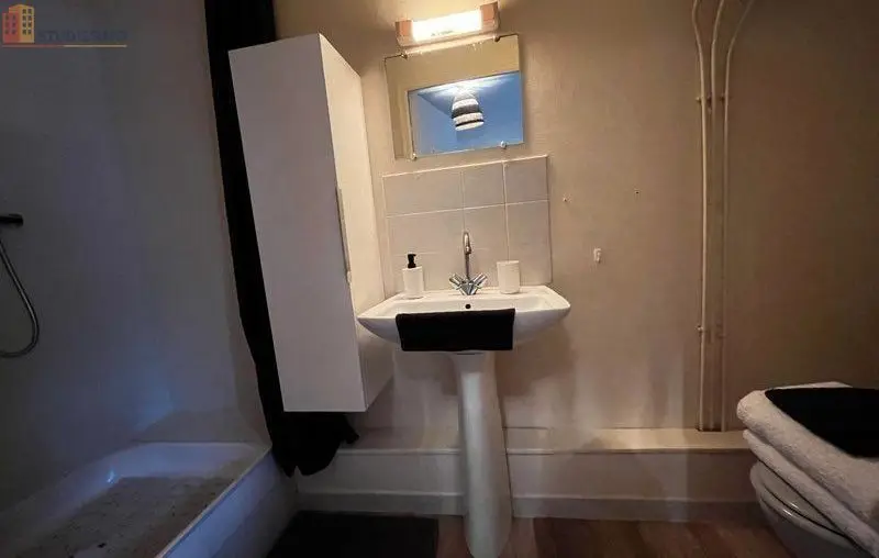 Studio meublé 19m² Carhaix-Plouguer - Centre-ville, meublé - Photo 1