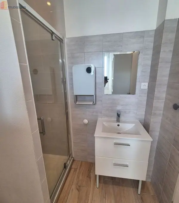 Studio meublé 21m² Brest 29200 - Meublé, proche commerces - Photo 1