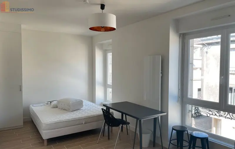 Studio meublé 25m² Brest 29200 - Refait à neuf, lumineux - Photo 2