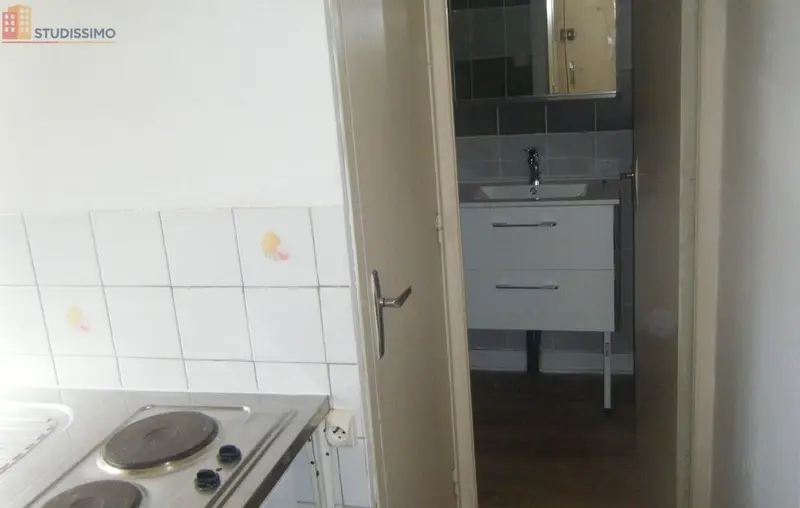 Studio 21m² Morlaix - Meublé, 1er étage - Photo 1