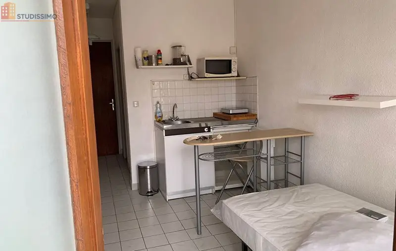 Studio meublé 15m² Nîmes centre - Calme, lumineux - Photo 6