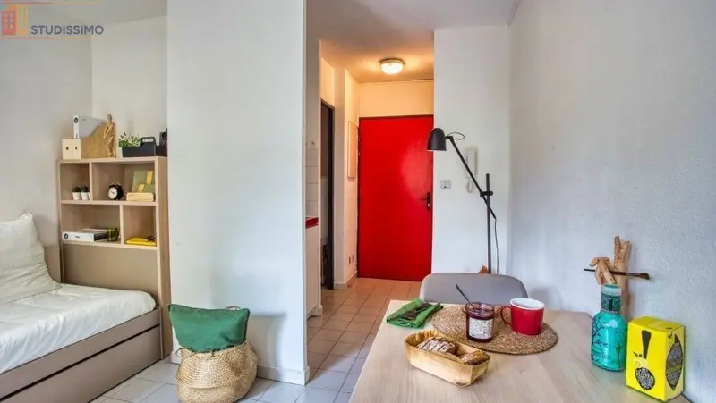 Studio meublé 18m² Nîmes centre - Meublé, courte durée - Photo 5