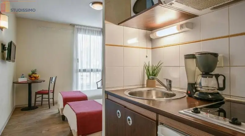 Studio meublé 19m² Nîmes 30900 - Meublé, fonctionnel - Photo 11