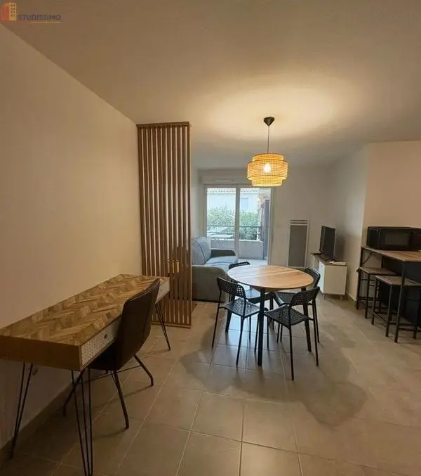 Studio meublé 29m² Nîmes Jean Jaurès - Lumineux, DPE B - Photo 3