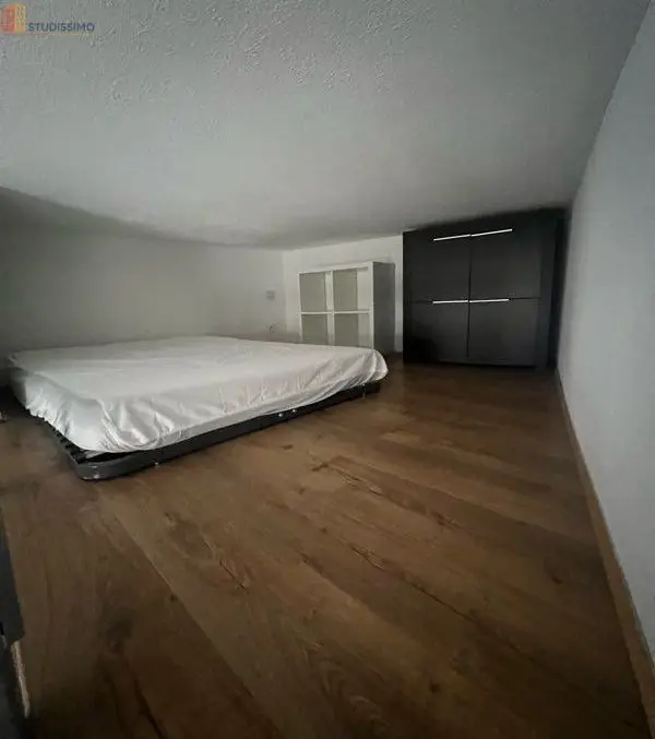 Studio 19m² Nîmes 30000 - Mezzanine, meublé - Photo 3
