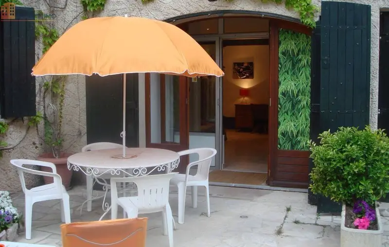 Studio meublé 33m² Nîmes 30900 - Meublé, DPE B - Photo 2