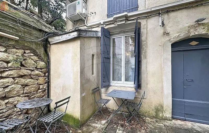 Studio 25m² Nîmes centre-ville - Lumineux, calme - Photo 1