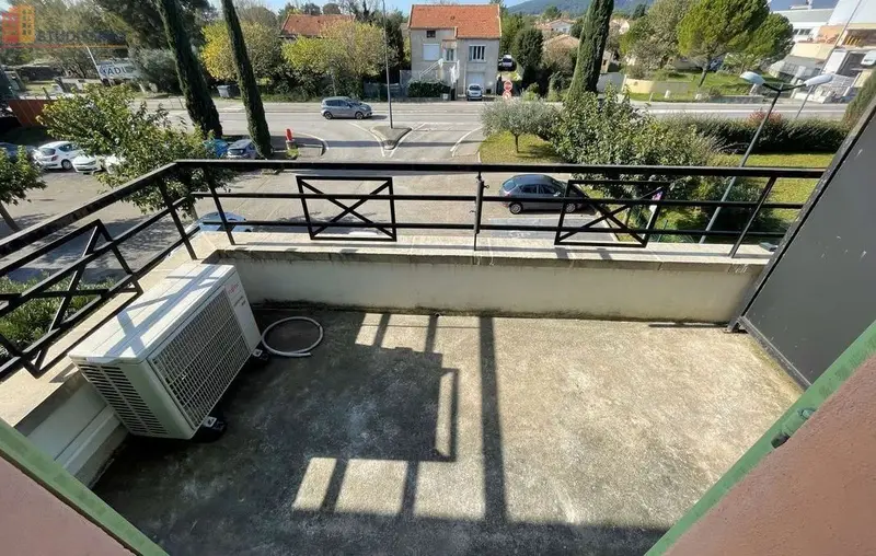 Studio 32m² Saint-Christol-lez-Alès - Étage élevé, lumineux - Photo 1
