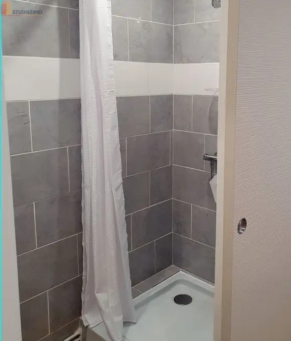 Studio meublé 23m² Nîmes centre - Meublé, lumineux - Photo 18
