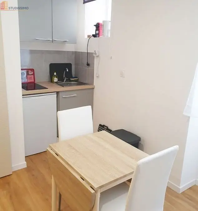 Studio meublé 23m² Nîmes centre - Meublé, lumineux - Photo 15