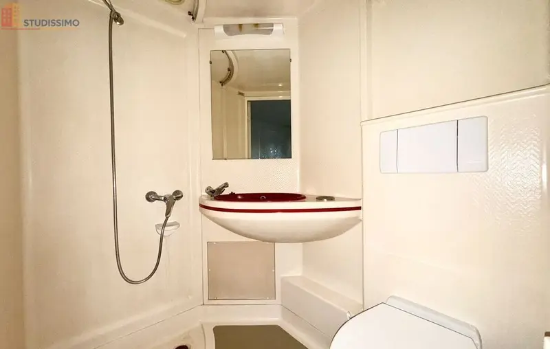 Studio meublé 16m² Nîmes 30900 - Meublé, DPE D - Photo 2