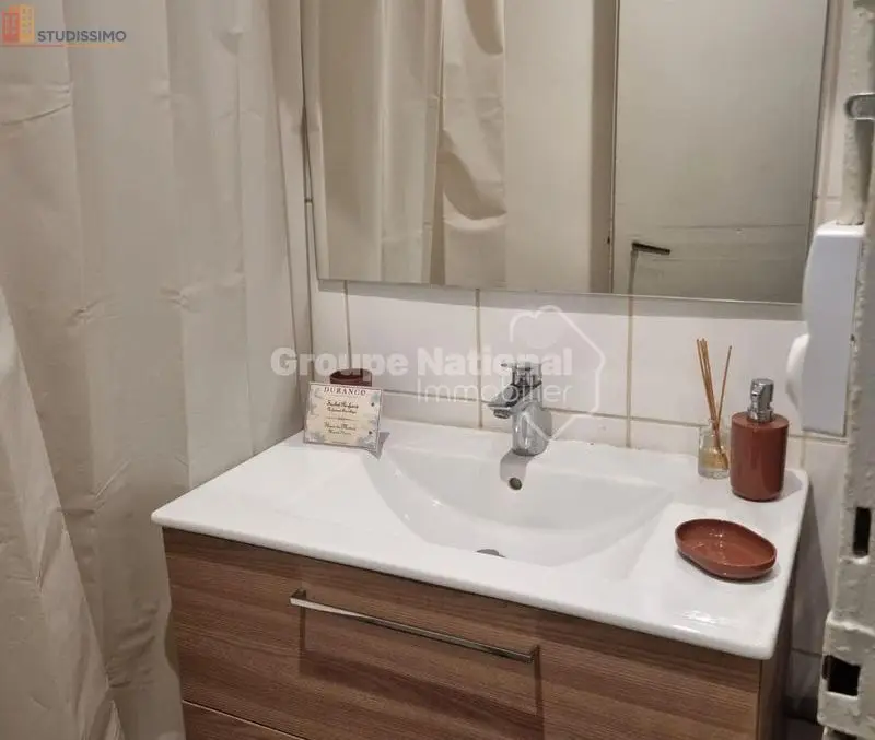 Studio 20m² Nîmes centre-ville - Photo 1