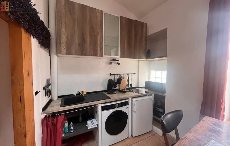 Studio meublé 34m² Nîmes centre - Mezzanine, lumineux - Photo 1