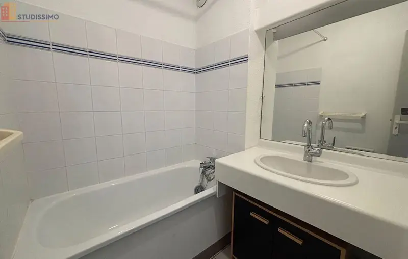 Studio 33m² Nîmes 30000 - DPE C - Photo 8