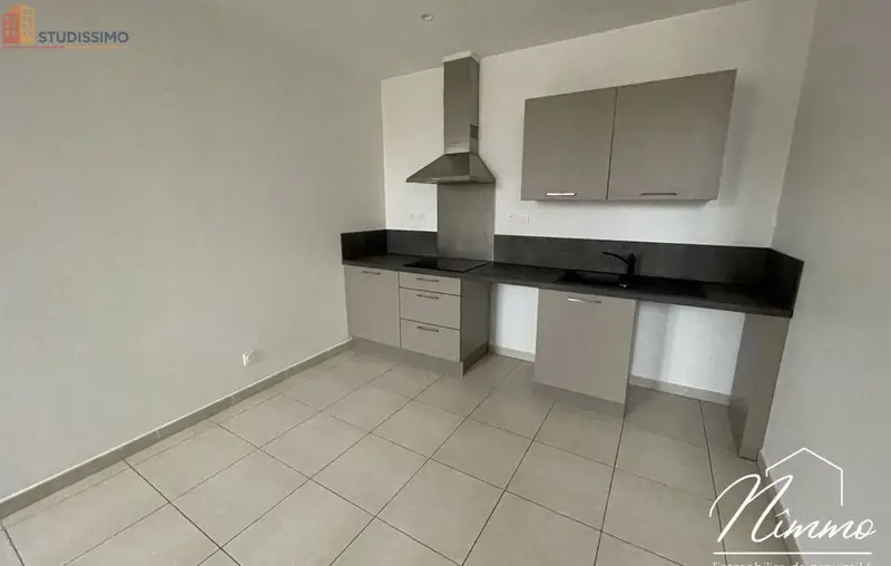 Studio 31m² Nîmes 30900 - Photo 3