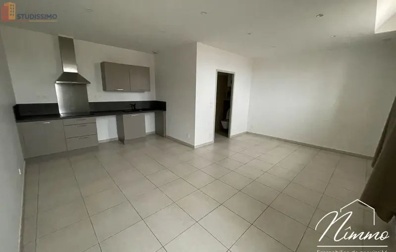 Studio 31m² Nîmes 30900 - Photo 2