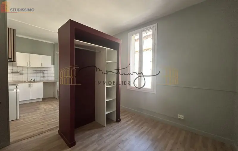 Studio 25m² Nîmes centre - 1er étage, lumineux - Photo 8