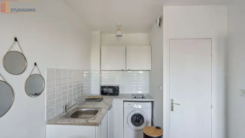 Studio meublé 17m² Nîmes 30900 - Lumineux, 4e étage - Photo 15