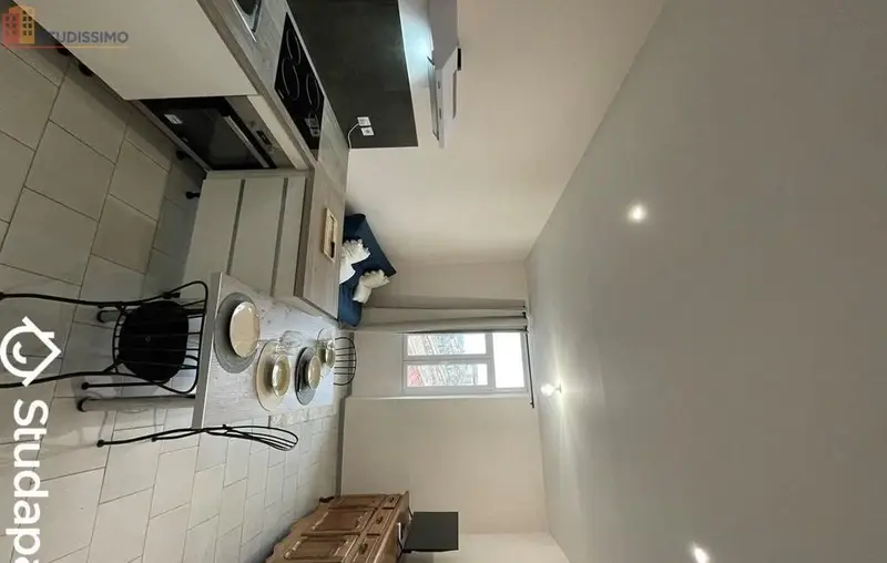 Studio meublé 10m² Nîmes 30900 - Lumineux, 2e étage - Photo 2