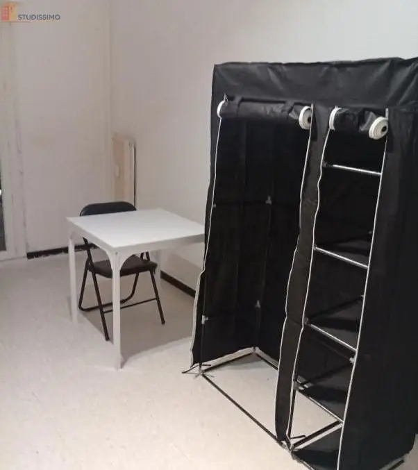 Studio 70m² Nîmes 30900 - Meublé, 5e étage - Photo 3