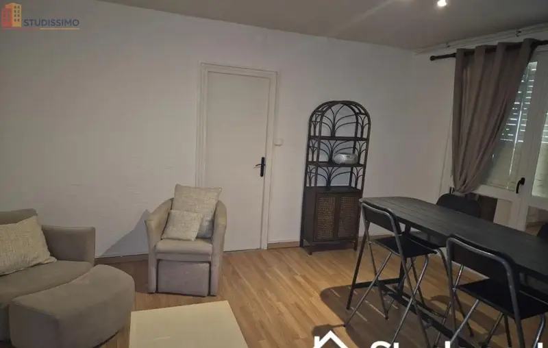 Studio meublé 10m² Nîmes - Meublé, 2e étage - Photo 3