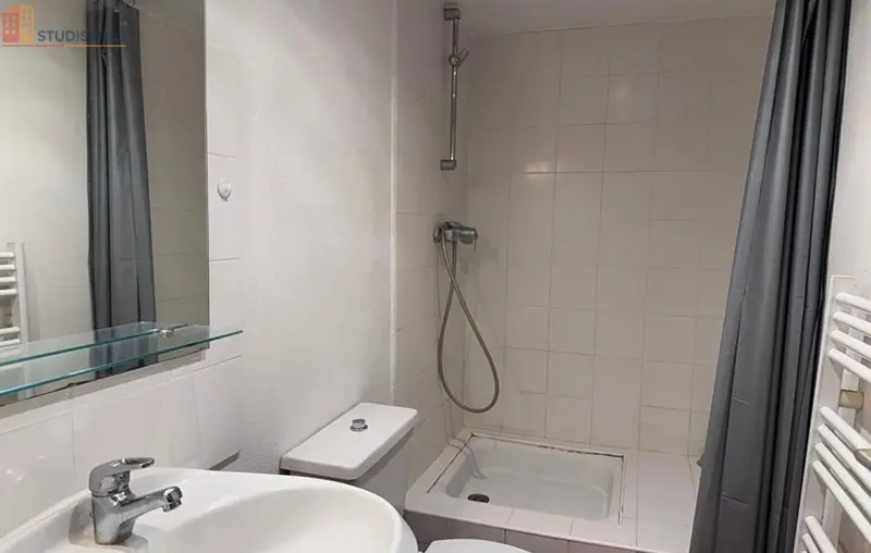 Studio 37m² Villeneuve-lès-Avignon - 1 pièce, lumineux - Photo 3