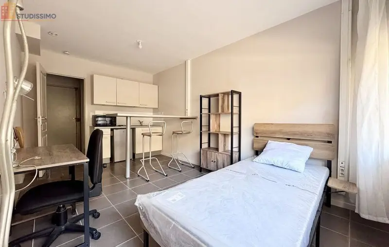 Studio meublé 20m² Nîmes 30900 - Meublé, 1 pièce - Photo 4