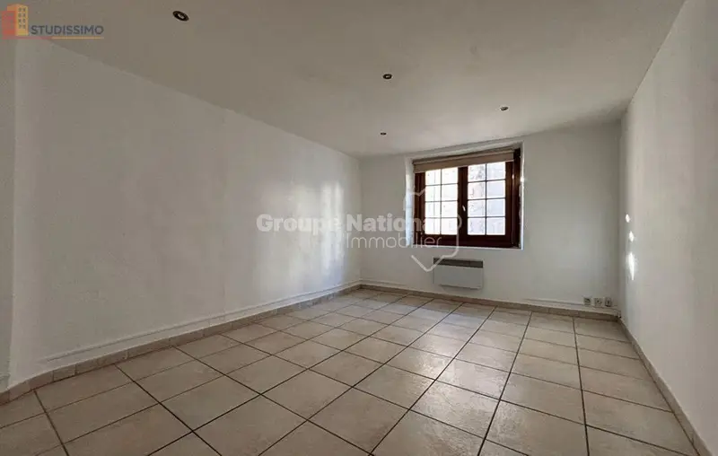 Studio 31m² Nîmes centre - Lumineux, bon état - Photo 5