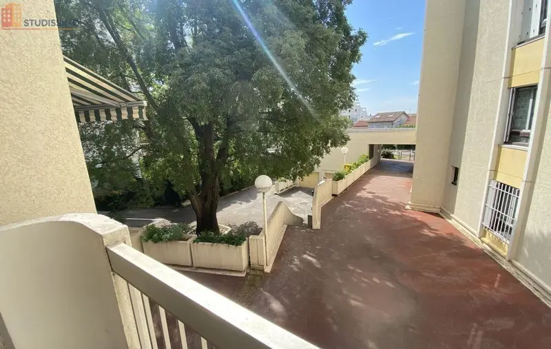Studio 26m² Nîmes 30900 - DPE C, 1er étage - Photo 8