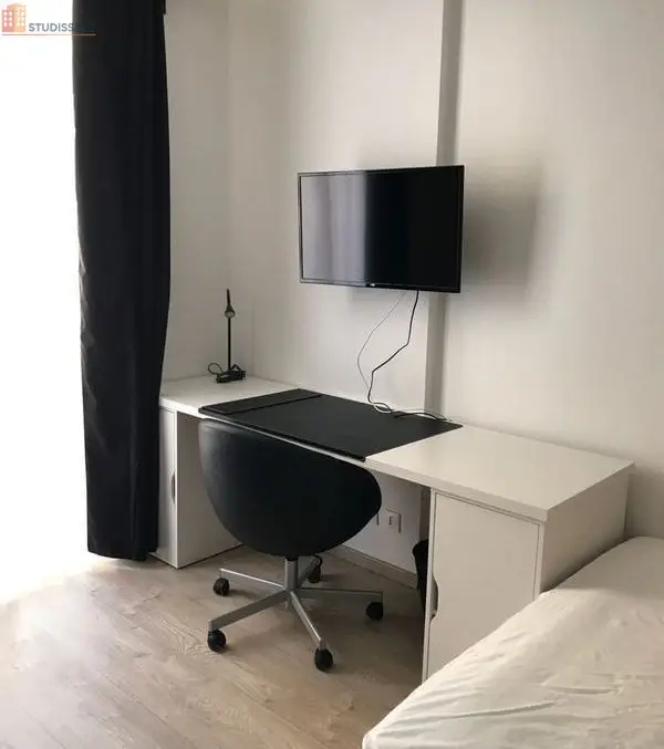 Studio meublé 26m² Nîmes centre-ville - Calme, lumineux - Photo 2