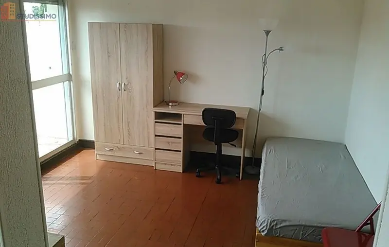 Studio meublé 22m² Nîmes centre - Meublé, DPE C - Photo 4