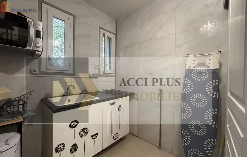 Studio meublé 26m² Nîmes centre - Meublé, DPE C - Photo 11