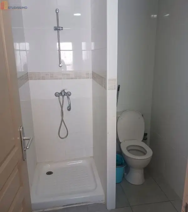 Studio meublé 26m² Nîmes 30900 - Lumineux, DPE B - Photo 2