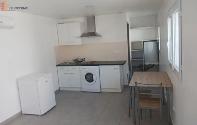 Studio meublé 26m² Nîmes 30900 - Lumineux, DPE B - Photo 1