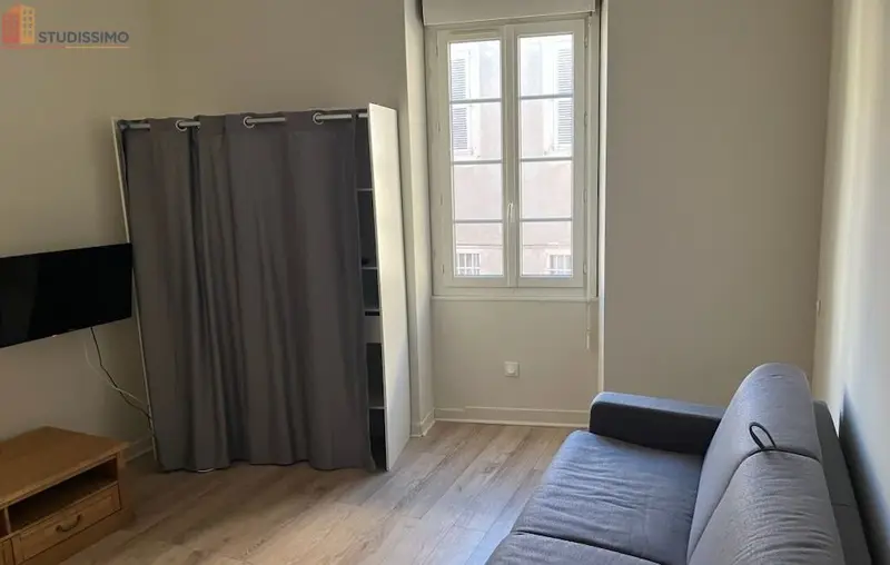 Studio meublé 25m² Nîmes centre - Proche fac Vauban - Photo 1