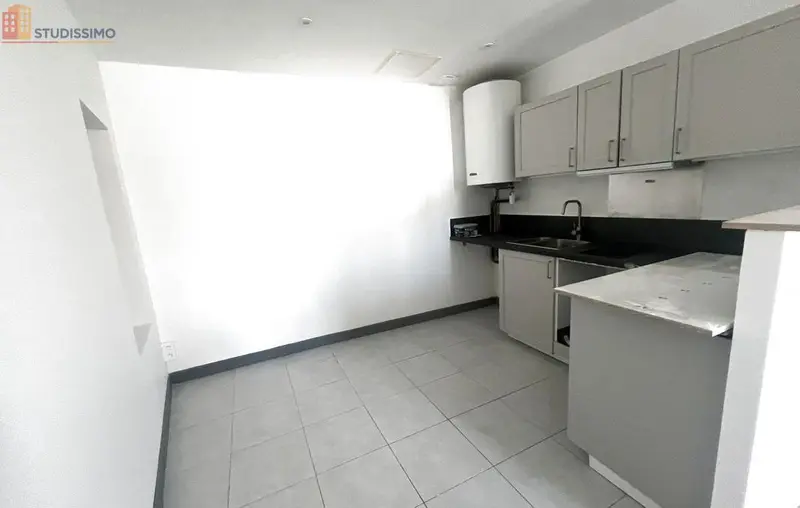 Studio 24m² Nîmes 30900 - Photo 4