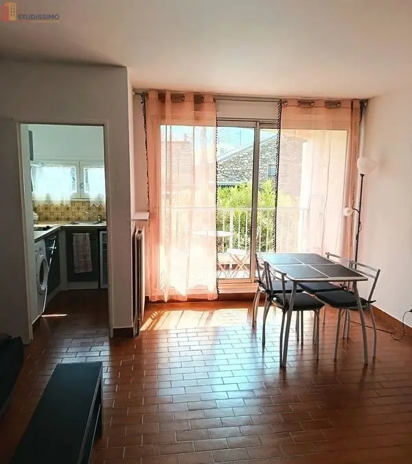 Studio meublé 26m² Bagnols-sur-Cèze - Meublé, DPE C - Photo 2