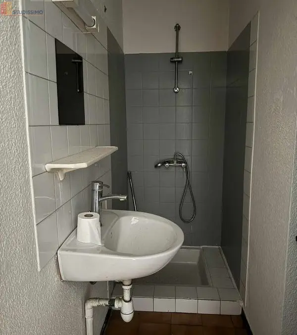 Studio 19m² Nîmes 30000 - Photo 1