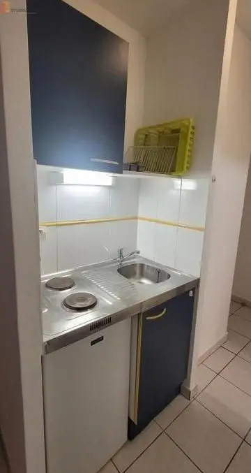 Studio 20m² Nîmes centre - Lumineux, proche commodités - Photo 3