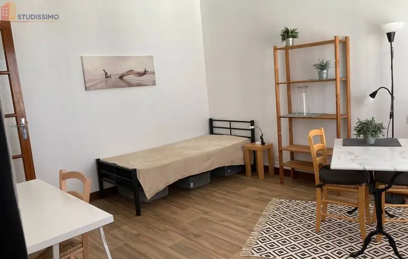 Studio meublé 23m² Nîmes centre - Chauffage et eau inclus - Photo 1