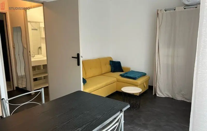 Studio meublé 19m² Nîmes 30000 - Meublé, DPE D - Photo 4
